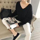 Women's Sweaters V-Neck Minimalist